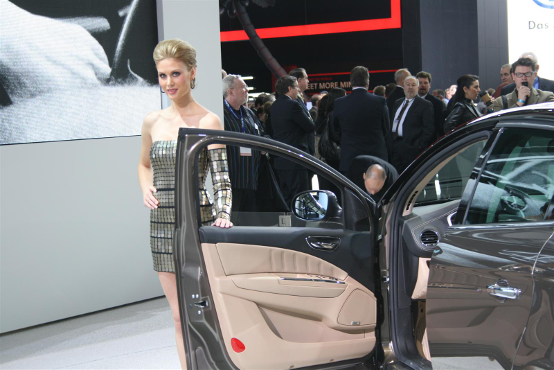 Illustration for article titled Booth Professionals of the 2010 Detroit Auto Show